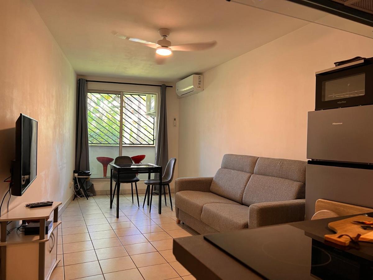 Le Ti Canbou - Studio - Pres De La Plage -By Sister Home Saint-Gilles-les-Bains Buitenkant foto